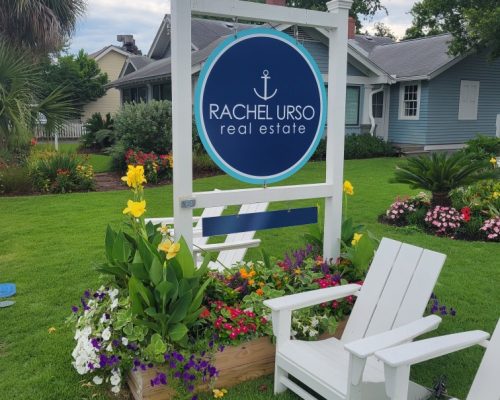 Commercial landscape maintenance in Charleston, South Carolina